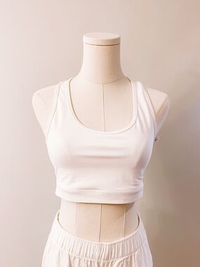 Old Navy White Scoop Sports Bra Crop